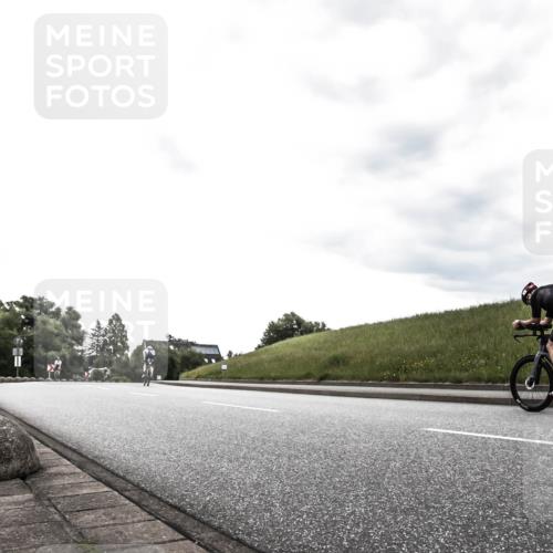 21.06.2026 - 29. Vierlanden-Triathlon H.Heesch http://msf.ph/oto/9903227 21.06.2026 10:05:39 Radfahren 135, 312 meine-sportfotos.de