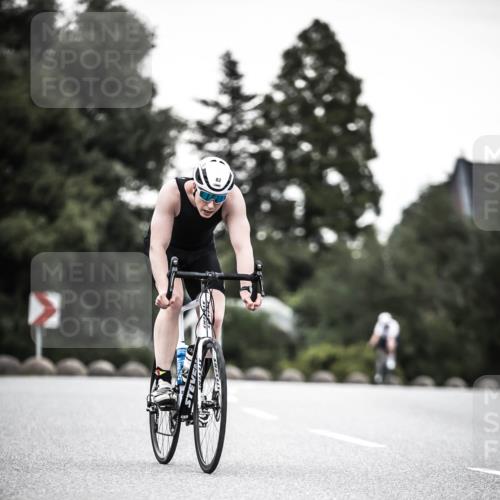 21.06.2026 - 29. Vierlanden-Triathlon H.Heesch http://msf.ph/oto/9903235 21.06.2026 10:08:40 Radfahren 82, 212, 277, 358 meine-sportfotos.de