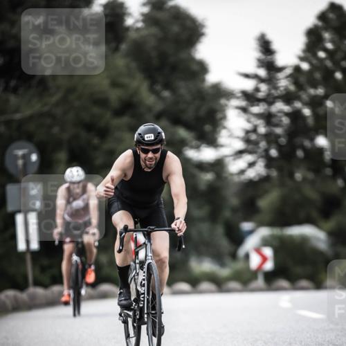 21.06.2026 - 29. Vierlanden-Triathlon H.Heesch http://msf.ph/oto/9903238 21.06.2026 10:15:49 Radfahren 212, 394, 397, 410, 447 meine-sportfotos.de