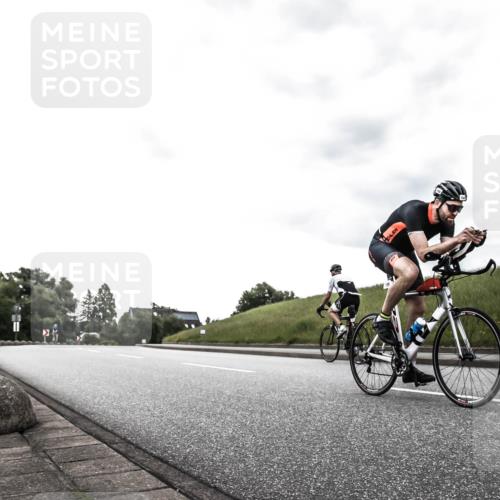 21.06.2026 - 29. Vierlanden-Triathlon H.Heesch http://msf.ph/oto/9903246 21.06.2026 10:05:55 Radfahren 159, 317 meine-sportfotos.de