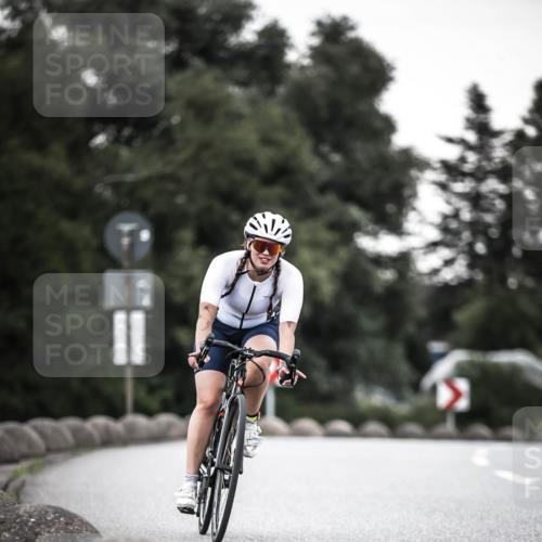 21.06.2026 - 29. Vierlanden-Triathlon H.Heesch http://msf.ph/oto/9903259 21.06.2026 10:08:50 Radfahren 30, 269, 277 meine-sportfotos.de