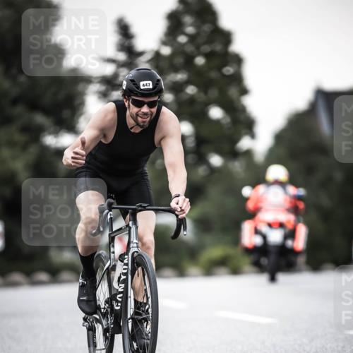 21.06.2026 - 29. Vierlanden-Triathlon H.Heesch http://msf.ph/oto/9903267 21.06.2026 10:15:49 Radfahren 212, 394, 397, 410, 447 meine-sportfotos.de