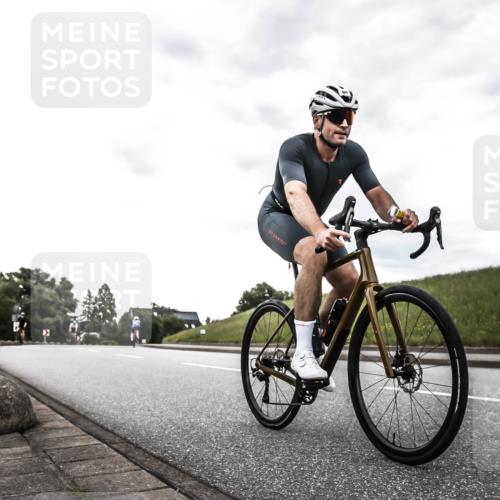 21.06.2026 - 29. Vierlanden-Triathlon H.Heesch http://msf.ph/oto/9903296 21.06.2026 10:07:32 Radfahren 88, 316, 347 meine-sportfotos.de