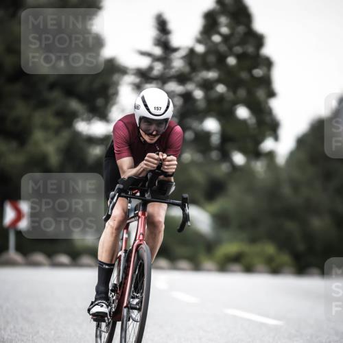 21.06.2026 - 29. Vierlanden-Triathlon H.Heesch http://msf.ph/oto/9903304 21.06.2026 10:09:40 Radfahren 18, 121, 122, 157, 225 meine-sportfotos.de