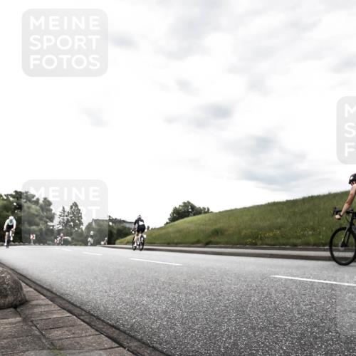 21.06.2026 - 29. Vierlanden-Triathlon H.Heesch http://msf.ph/oto/9903329 21.06.2026 10:07:54 Radfahren 50, 104, 167, 220, 320 meine-sportfotos.de