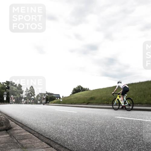 21.06.2026 - 29. Vierlanden-Triathlon H.Heesch http://msf.ph/oto/9903341 21.06.2026 10:07:57 Radfahren 59, 104, 220, 320, 334 meine-sportfotos.de