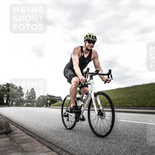 21.06.2026 - 29. Vierlanden-Triathlon H.Heesch http://msf.ph/oto/9903391 21.06.2026 10:08:33 Radfahren 67, 173, 358 meine-sportfotos.de