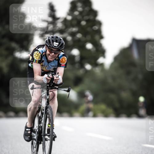 21.06.2026 - 29. Vierlanden-Triathlon H.Heesch http://msf.ph/oto/9903395 21.06.2026 10:15:10 Radfahren 23, 33, 111, 129, 156, 424 meine-sportfotos.de