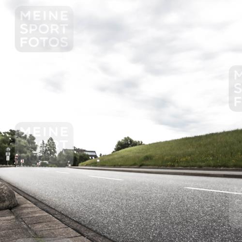21.06.2026 - 29. Vierlanden-Triathlon H.Heesch http://msf.ph/oto/9903440 21.06.2026 10:09:38 Radfahren 18, 121, 122, 157, 225 meine-sportfotos.de