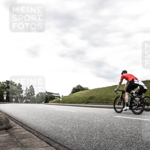 21.06.2026 - 29. Vierlanden-Triathlon H.Heesch http://msf.ph/oto/9903449 21.06.2026 10:09:45 Radfahren  meine-sportfotos.de