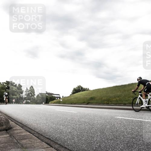 21.06.2026 - 29. Vierlanden-Triathlon H.Heesch http://msf.ph/oto/9903464 21.06.2026 10:10:02 Radfahren 29 meine-sportfotos.de