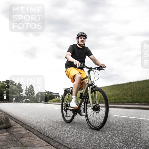 21.06.2026 - 29. Vierlanden-Triathlon H.Heesch http://msf.ph/oto/9903480 21.06.2026 10:10:31 Radfahren 3, 163, 230, 356 meine-sportfotos.de