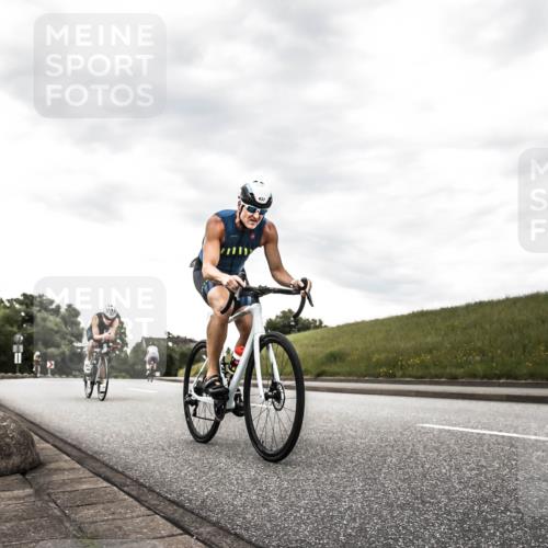 21.06.2026 - 29. Vierlanden-Triathlon H.Heesch http://msf.ph/oto/9903522 21.06.2026 10:11:39 Radfahren 179, 198, 420, 437, 1353 meine-sportfotos.de
