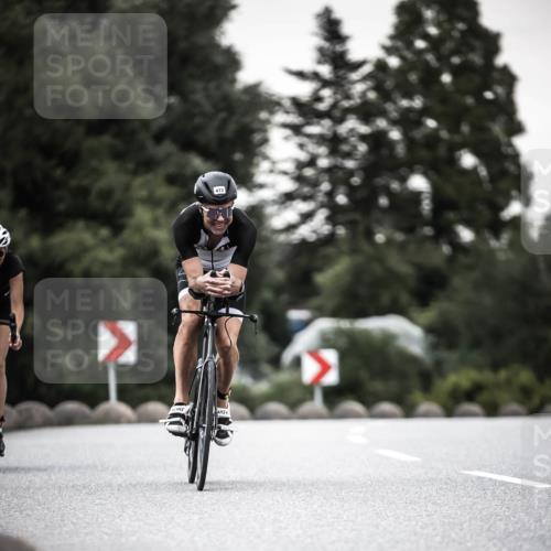 21.06.2026 - 29. Vierlanden-Triathlon H.Heesch http://msf.ph/oto/9903534 21.06.2026 10:16:25 Radfahren 83, 249, 392, 409, 468, 473 meine-sportfotos.de
