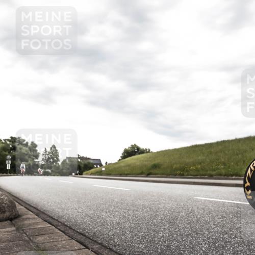 21.06.2026 - 29. Vierlanden-Triathlon H.Heesch http://msf.ph/oto/9903554 21.06.2026 10:11:59 Radfahren 47, 161, 414 meine-sportfotos.de