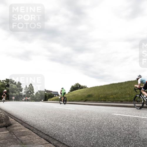 21.06.2026 - 29. Vierlanden-Triathlon H.Heesch http://msf.ph/oto/9903563 21.06.2026 10:12:11 Radfahren 39, 454 meine-sportfotos.de