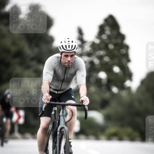 21.06.2026 - 29. Vierlanden-Triathlon H.Heesch http://msf.ph/oto/9903566 21.06.2026 10:17:33 Radfahren 77, 107, 116, 210, 211, 419, 445, 452 meine-sportfotos.de