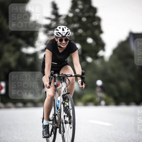 21.06.2026 - 29. Vierlanden-Triathlon H.Heesch http://msf.ph/oto/9903584 21.06.2026 10:16:26 Radfahren 83, 249, 392, 409, 468, 473 meine-sportfotos.de