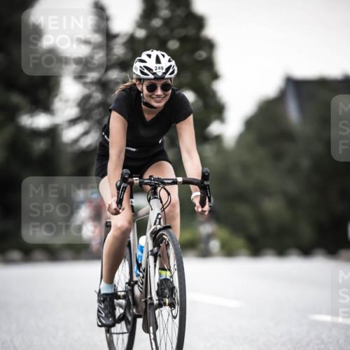 21.06.2026 - 29. Vierlanden-Triathlon H.Heesch http://msf.ph/oto/9903590 21.06.2026 10:16:27 Radfahren 83, 249, 392, 409, 473 meine-sportfotos.de