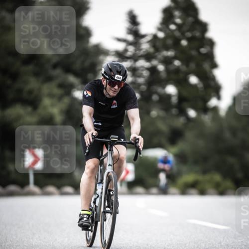 21.06.2026 - 29. Vierlanden-Triathlon H.Heesch http://msf.ph/oto/9903598 21.06.2026 10:17:44 Radfahren 63, 428, 458, 471, 475 meine-sportfotos.de