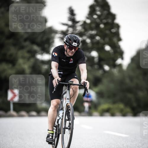 21.06.2026 - 29. Vierlanden-Triathlon H.Heesch http://msf.ph/oto/9903604 21.06.2026 10:17:44 Radfahren 63, 428, 458, 471, 475 meine-sportfotos.de