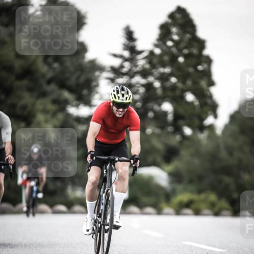 21.06.2026 - 29. Vierlanden-Triathlon H.Heesch http://msf.ph/oto/9903618 21.06.2026 10:17:32 Radfahren 77, 107, 116, 210, 211, 419, 445, 452 meine-sportfotos.de