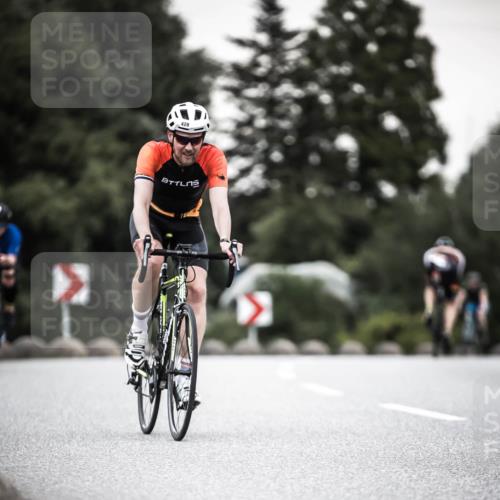 21.06.2026 - 29. Vierlanden-Triathlon H.Heesch http://msf.ph/oto/9903620 21.06.2026 10:17:48 Radfahren 3, 63, 428, 458, 471 meine-sportfotos.de