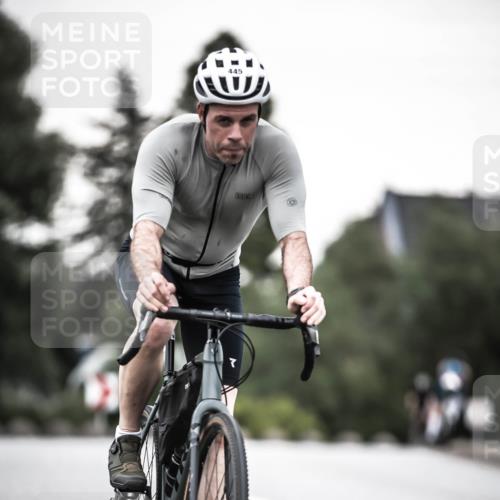 21.06.2026 - 29. Vierlanden-Triathlon H.Heesch http://msf.ph/oto/9903643 21.06.2026 10:17:33 Radfahren 77, 107, 116, 210, 211, 419, 445, 452 meine-sportfotos.de