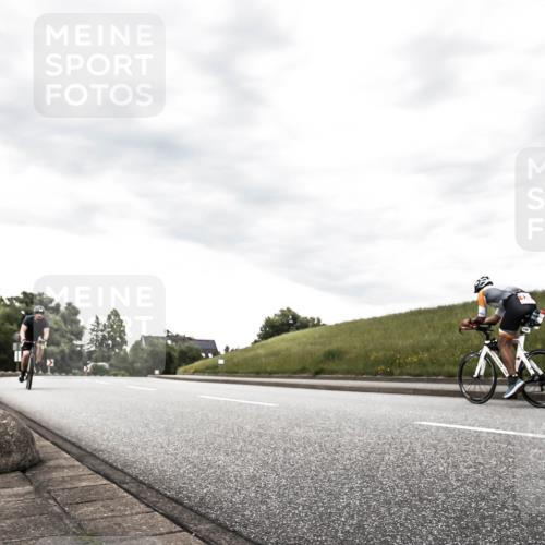 21.06.2026 - 29. Vierlanden-Triathlon H.Heesch http://msf.ph/oto/9903664 21.06.2026 10:13:57 Radfahren 330 meine-sportfotos.de