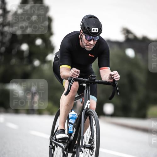 21.06.2026 - 29. Vierlanden-Triathlon H.Heesch http://msf.ph/oto/9903666 21.06.2026 10:17:35 Radfahren 116, 210, 211, 419, 445, 452 meine-sportfotos.de
