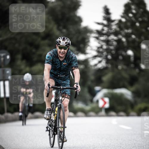 21.06.2026 - 29. Vierlanden-Triathlon H.Heesch http://msf.ph/oto/9903668 21.06.2026 10:18:07 Radfahren 64, 191, 439, 477 meine-sportfotos.de