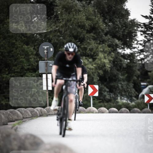 21.06.2026 - 29. Vierlanden-Triathlon H.Heesch http://msf.ph/oto/9903675 21.06.2026 10:17:42 Radfahren 63, 428, 458, 475 meine-sportfotos.de