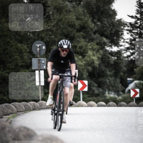 21.06.2026 - 29. Vierlanden-Triathlon H.Heesch http://msf.ph/oto/9903681 21.06.2026 10:17:42 Radfahren 63, 428, 458, 475 meine-sportfotos.de