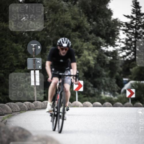 21.06.2026 - 29. Vierlanden-Triathlon H.Heesch http://msf.ph/oto/9903687 21.06.2026 10:17:43 Radfahren 63, 428, 458, 471, 475 meine-sportfotos.de