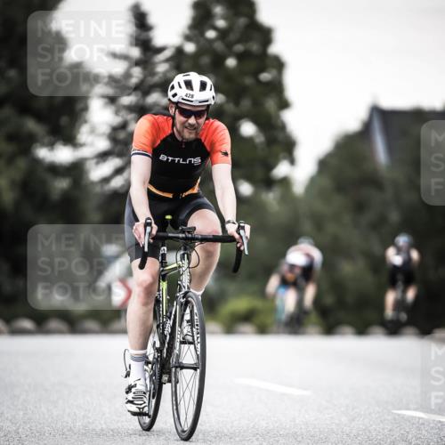 21.06.2026 - 29. Vierlanden-Triathlon H.Heesch http://msf.ph/oto/9903741 21.06.2026 10:17:49 Radfahren 3, 428, 471 meine-sportfotos.de