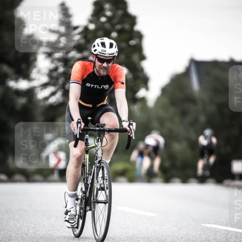 21.06.2026 - 29. Vierlanden-Triathlon H.Heesch http://msf.ph/oto/9903744 21.06.2026 10:17:49 Radfahren 3, 428, 471 meine-sportfotos.de