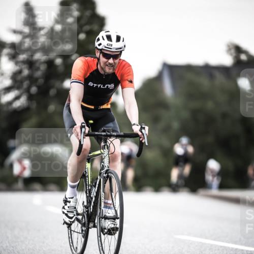 21.06.2026 - 29. Vierlanden-Triathlon H.Heesch http://msf.ph/oto/9903753 21.06.2026 10:17:49 Radfahren 3, 428, 471 meine-sportfotos.de