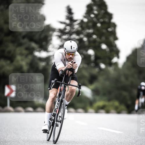 21.06.2026 - 29. Vierlanden-Triathlon H.Heesch http://msf.ph/oto/9903769 21.06.2026 10:18:56 Radfahren 81, 164, 283 meine-sportfotos.de