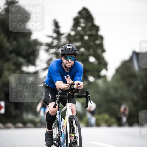 21.06.2026 - 29. Vierlanden-Triathlon H.Heesch http://msf.ph/oto/9903771 21.06.2026 10:17:51 Radfahren 3, 422, 428, 444, 471 meine-sportfotos.de