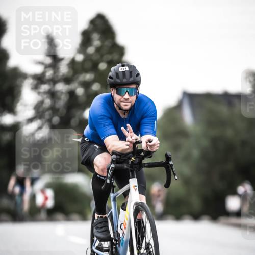 21.06.2026 - 29. Vierlanden-Triathlon H.Heesch http://msf.ph/oto/9903780 21.06.2026 10:17:51 Radfahren 3, 422, 428, 444, 471 meine-sportfotos.de