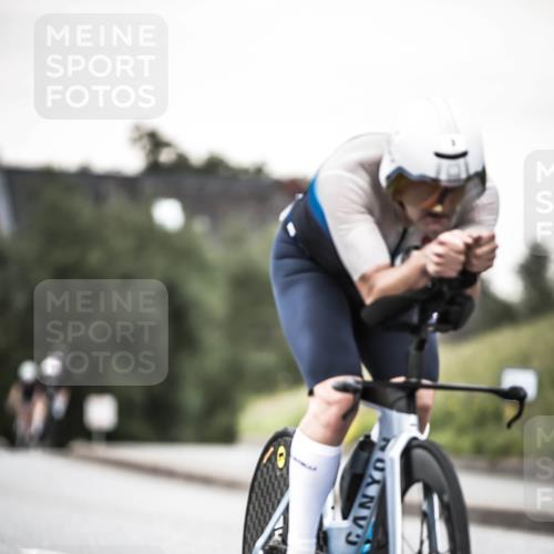 21.06.2026 - 29. Vierlanden-Triathlon H.Heesch http://msf.ph/oto/9903795 21.06.2026 10:17:56 Radfahren 3, 64, 422, 444, 474 meine-sportfotos.de