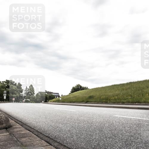 21.06.2026 - 29. Vierlanden-Triathlon H.Heesch http://msf.ph/oto/9903835 21.06.2026 10:15:58 Radfahren 212, 410 meine-sportfotos.de