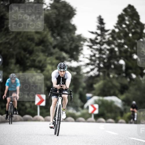 21.06.2026 - 29. Vierlanden-Triathlon H.Heesch http://msf.ph/oto/9903846 21.06.2026 10:19:06 Radfahren 24, 45, 261, 418, 470 meine-sportfotos.de
