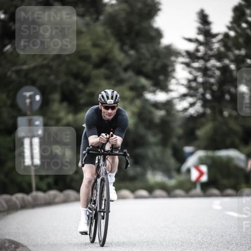 21.06.2026 - 29. Vierlanden-Triathlon H.Heesch http://msf.ph/oto/9903857 21.06.2026 10:18:01 Radfahren 64, 191, 422, 439, 444, 474, 477 meine-sportfotos.de