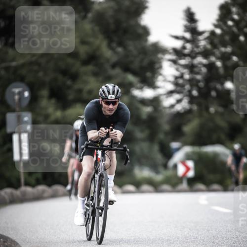 21.06.2026 - 29. Vierlanden-Triathlon H.Heesch http://msf.ph/oto/9903860 21.06.2026 10:18:01 Radfahren 64, 191, 422, 439, 444, 474, 477 meine-sportfotos.de
