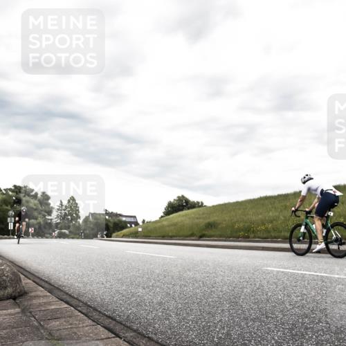 21.06.2026 - 29. Vierlanden-Triathlon H.Heesch http://msf.ph/oto/9903871 21.06.2026 10:17:34 Radfahren 77, 107, 116, 210, 211, 419, 445, 452 meine-sportfotos.de