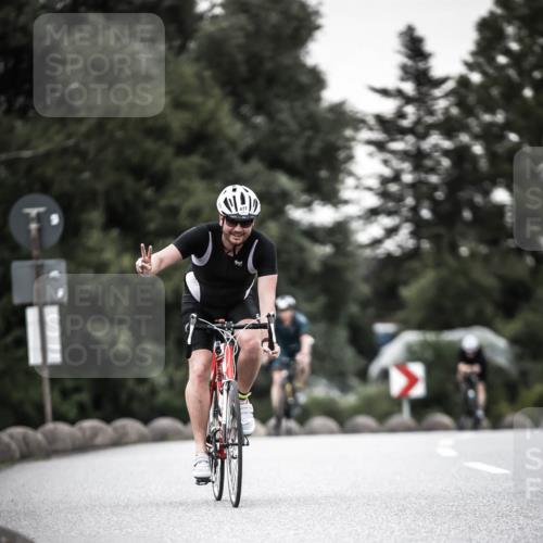 21.06.2026 - 29. Vierlanden-Triathlon H.Heesch http://msf.ph/oto/9903900 21.06.2026 10:18:03 Radfahren 64, 191, 439, 474, 477 meine-sportfotos.de
