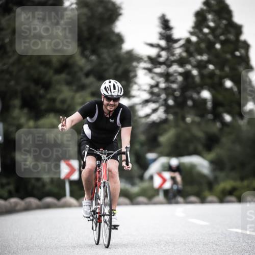 21.06.2026 - 29. Vierlanden-Triathlon H.Heesch http://msf.ph/oto/9903919 21.06.2026 10:18:04 Radfahren 64, 191, 439, 474, 477 meine-sportfotos.de