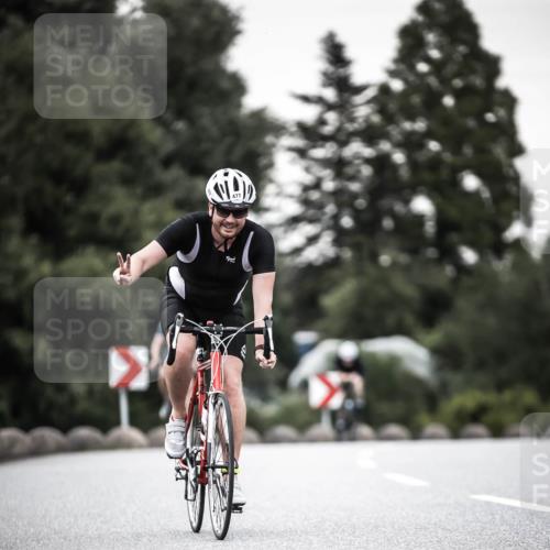 21.06.2026 - 29. Vierlanden-Triathlon H.Heesch http://msf.ph/oto/9903921 21.06.2026 10:18:04 Radfahren 64, 191, 439, 474, 477 meine-sportfotos.de