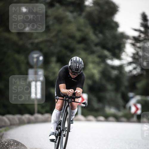 21.06.2026 - 29. Vierlanden-Triathlon H.Heesch http://msf.ph/oto/9903951 21.06.2026 10:19:12 Radfahren 24, 45, 247, 261, 418 meine-sportfotos.de